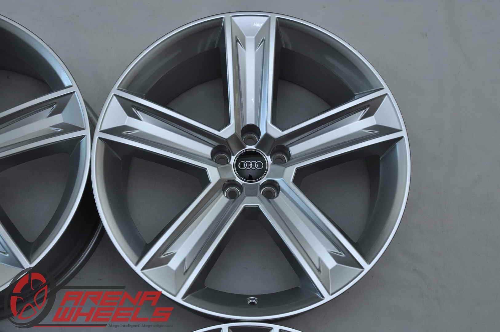 Jante 20 inch Originale Audi Q8 SQ8 R20