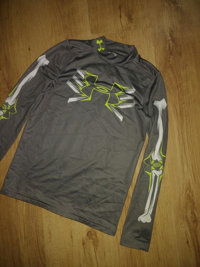 Bluza Under Armour ColdGear mărimea 10 ani