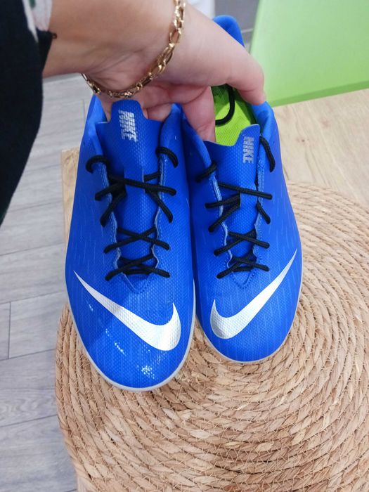 Оригинални маратонки на Nike mercurial