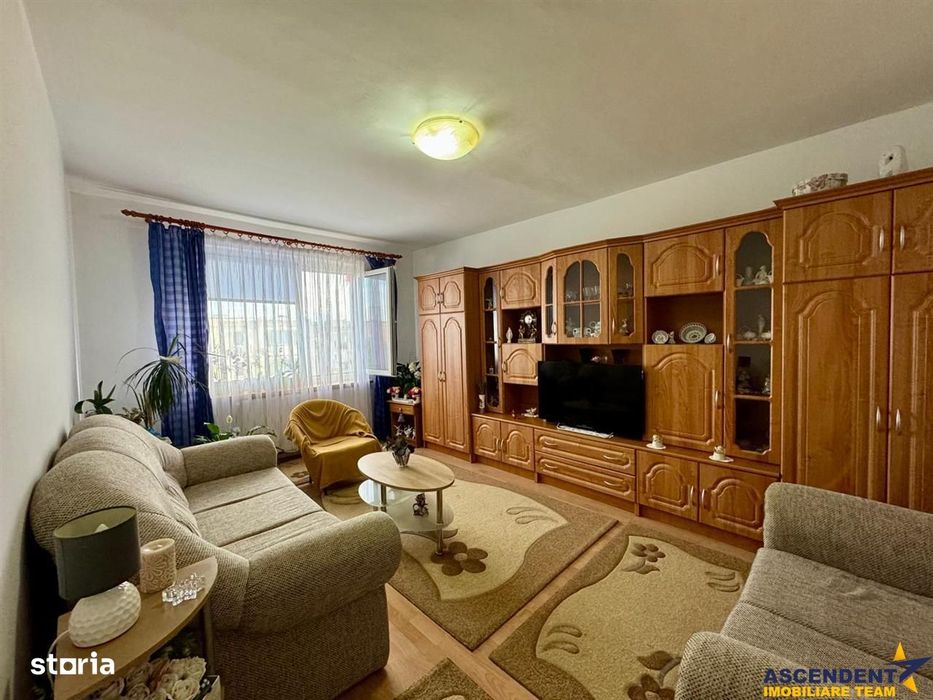 FILM si Tur 3D! Structura decomandata, 2 bai, balcon, spatiu depozitar