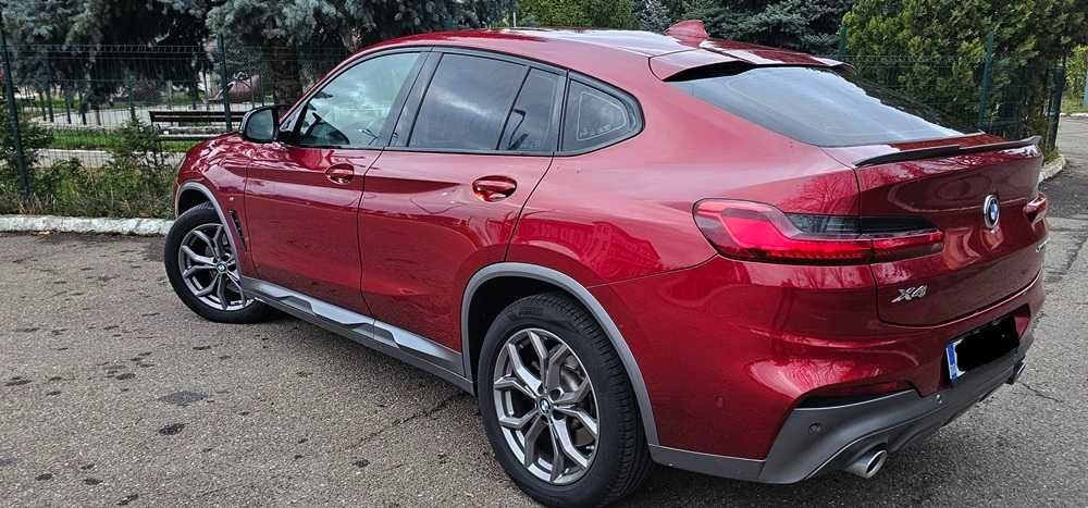 BMW X4 xDrive 20d ,M Pachet 231 cp,Head-up display
