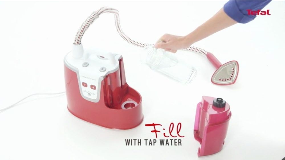 Aparat de calcat cu abur vertical Tefal