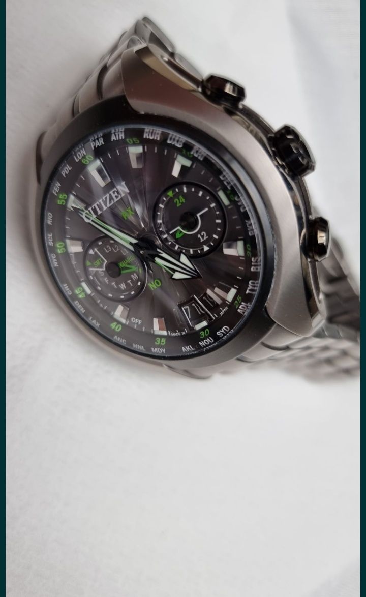 Ceas Citizen sattelite
