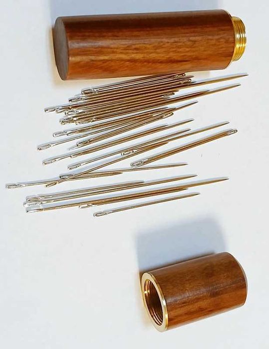 Set 30 de ace de cusut diferite dimensiuni