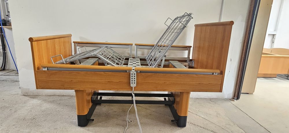 Pat electric cu telecomanda ,pat spital ,pat ingrijire bolnavi/batrani