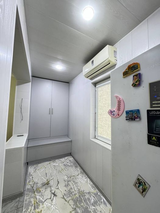 | 54м² МЕТРО ХАМЗА ²3/3/4 Чиланзар 5кв 1.5х6 Балкон меб+тех Продаётся