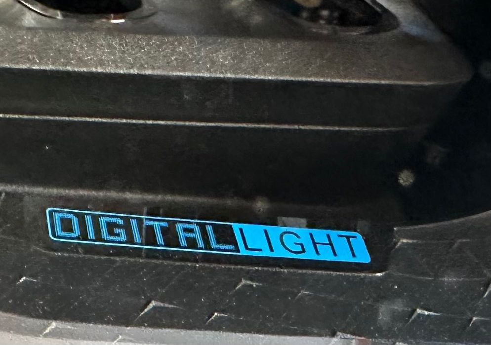 Фар far десен DIGITAL LIGHT фарове за Мерцедес Mercedes EQS W297