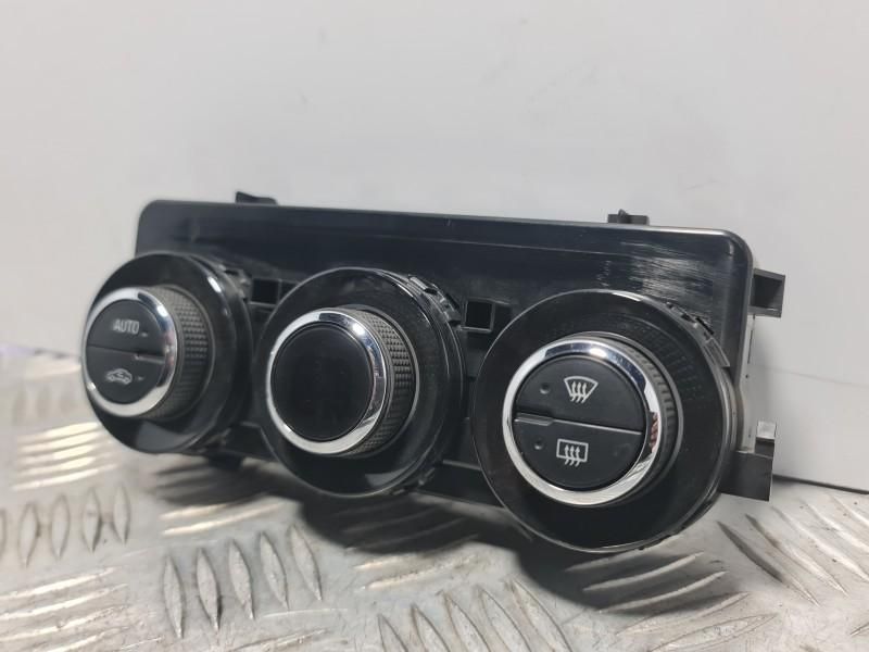 Panou Comanda clima Opel Adam