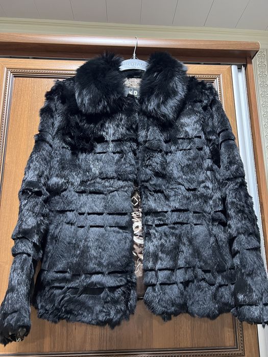 Черный шуба из кролика