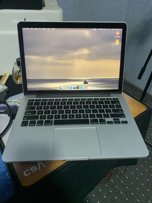 Macbook Pro 2015 Sotiladi