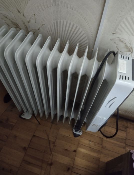 Масляный обогреватель, супер жарко!