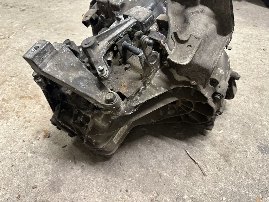 5-Степенна Ръчна Скоротна кутия за Mazda