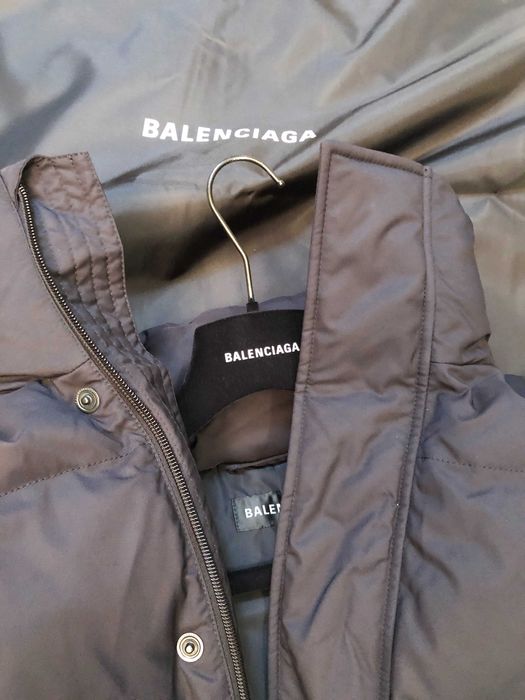BALENCIAGA geaca  M, L si XL oversize sau 46-48 italy,retail 2500 euro