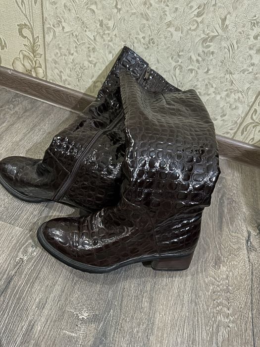 Сапоги  Женские кожанные