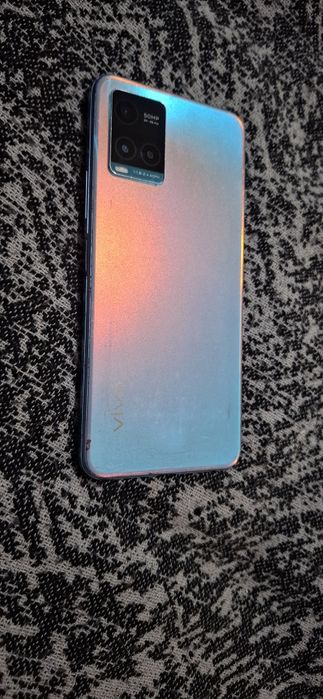 Vivo Y33s 128gb.