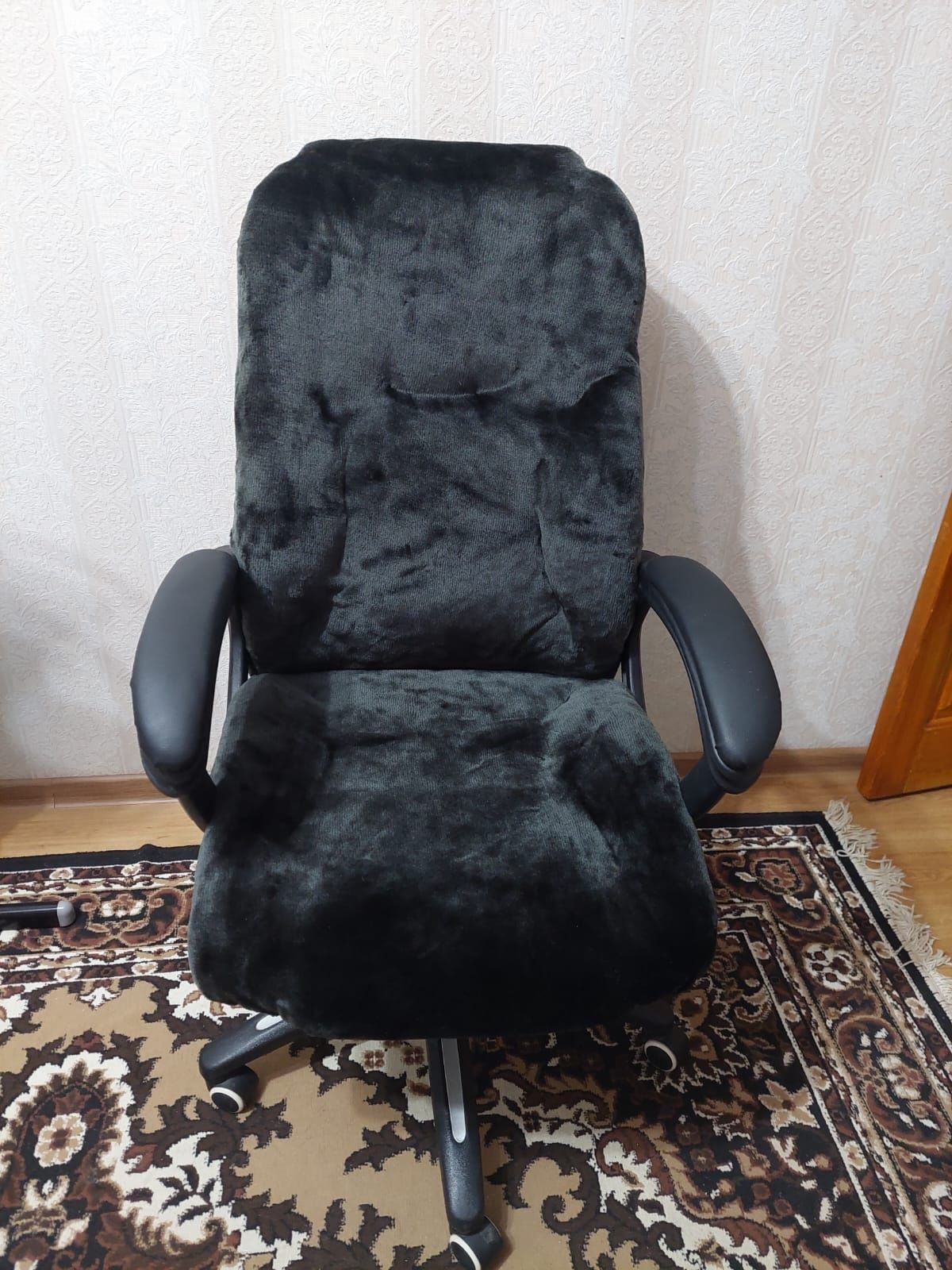 Компьютерное кресло