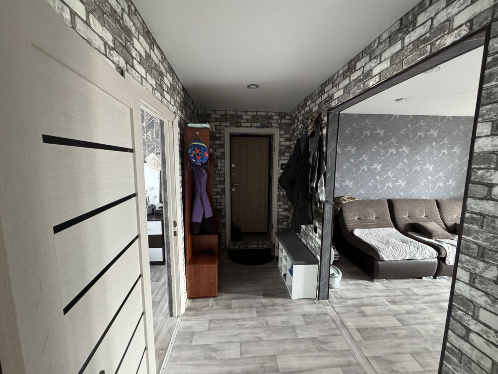 Продам 3 ком квартиру на 7 районе