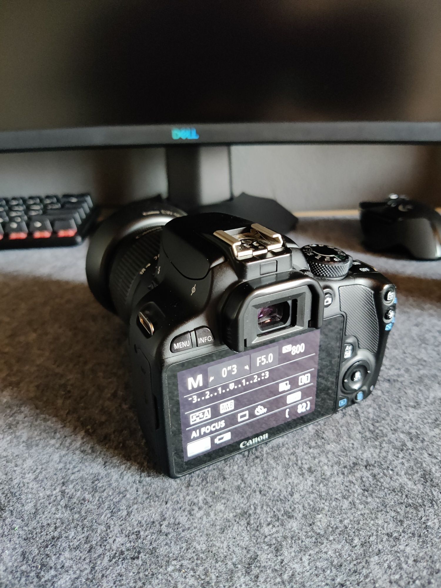 Camera DSLR Canon EOS 100d +24-80mm