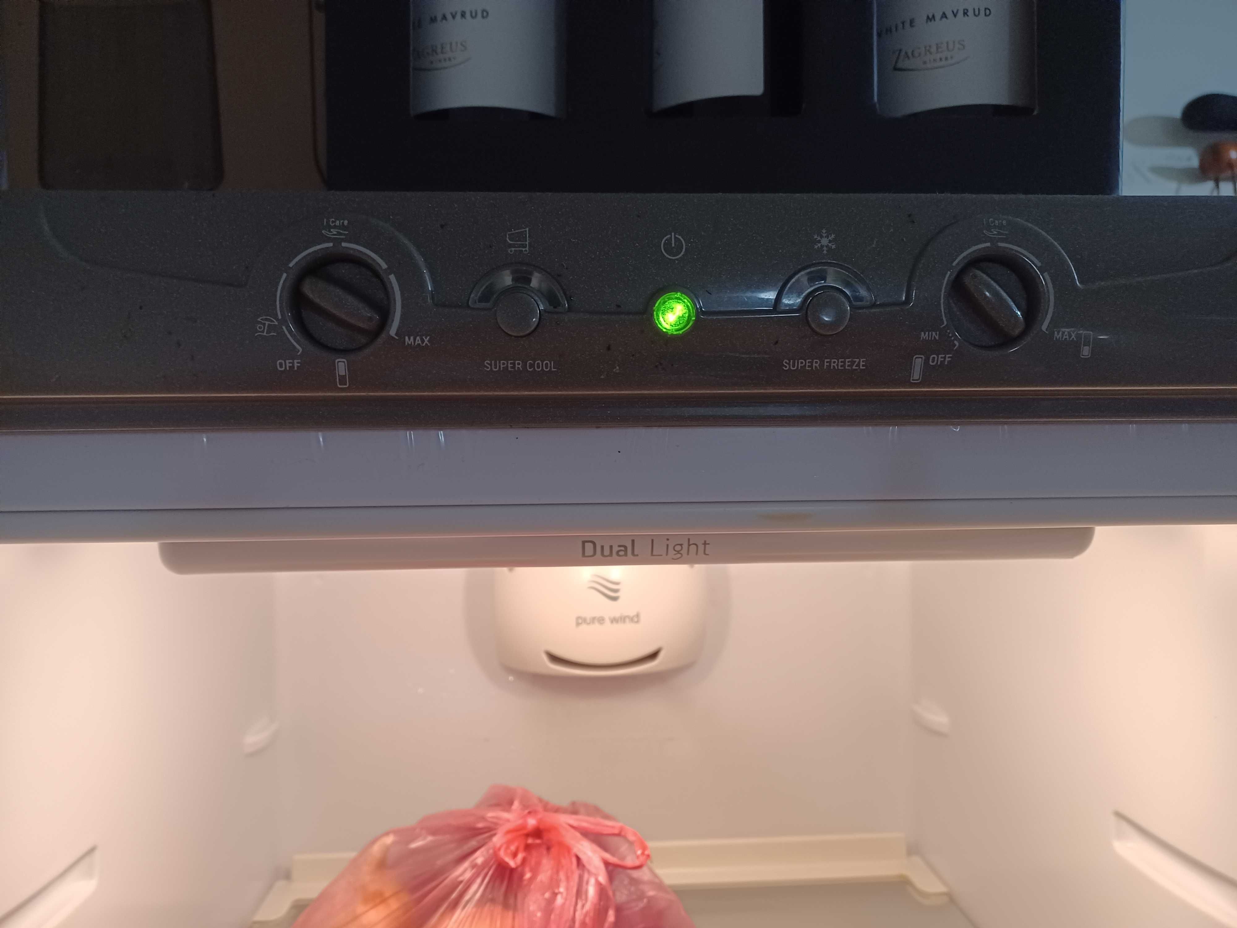 Хладилник с Фризер Ariston Hotpoint A+