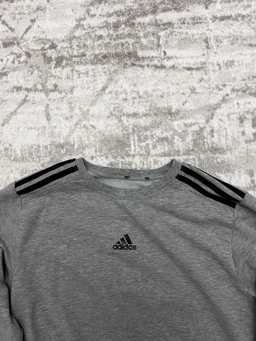 Мъжка сива блуза с черни ленти Adidas