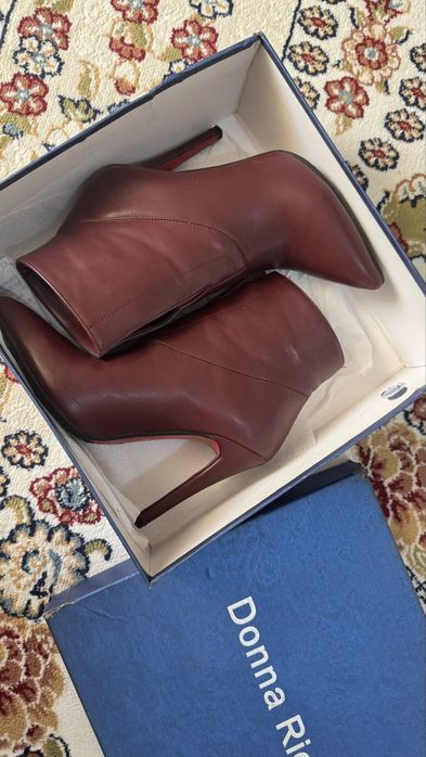 Продам обув 35размер