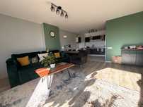 Inchiriez Apartament 6 persoane  prntru UNTOLD , strada Decebal