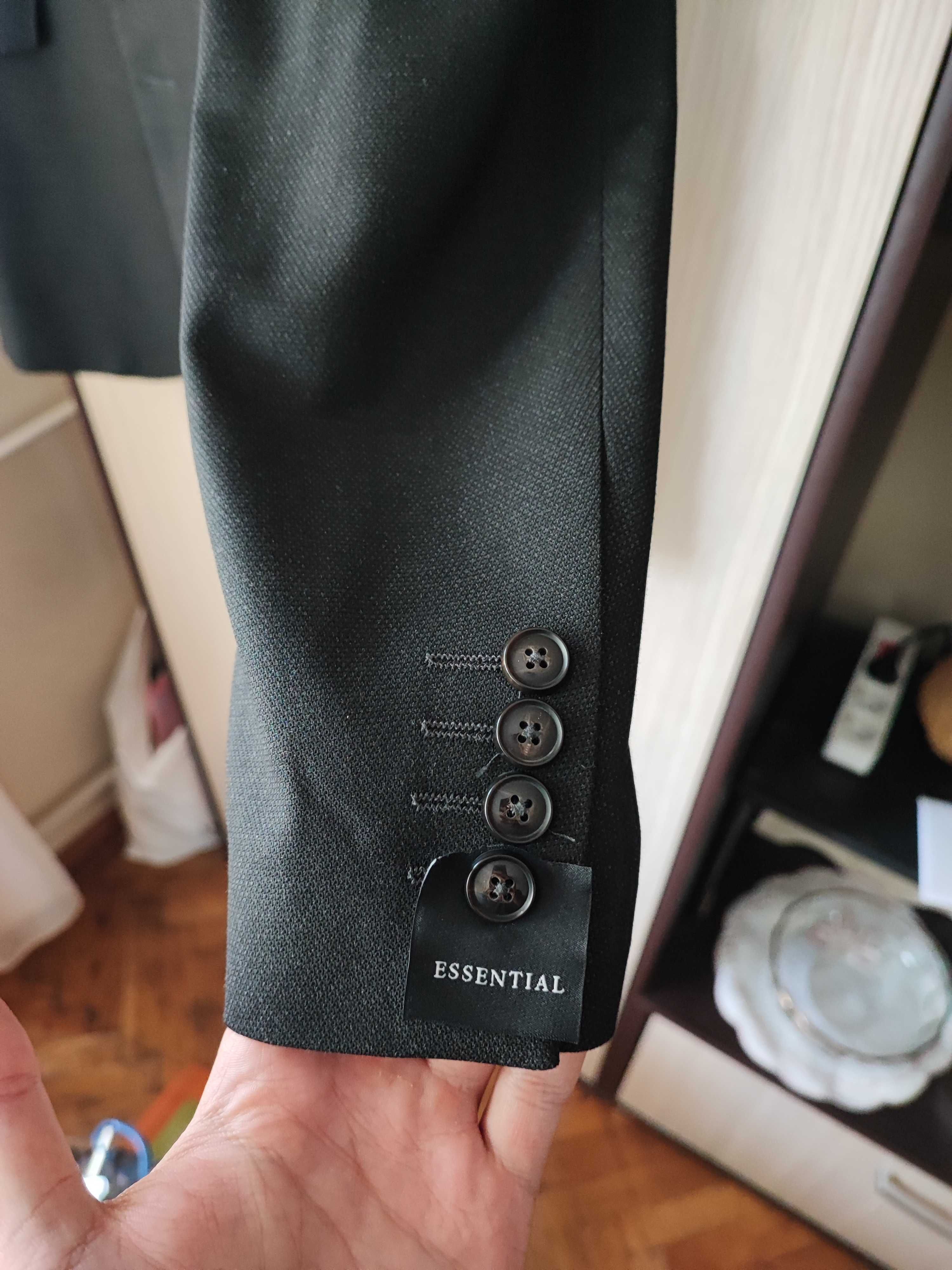 Costum Barbati Zara Essential