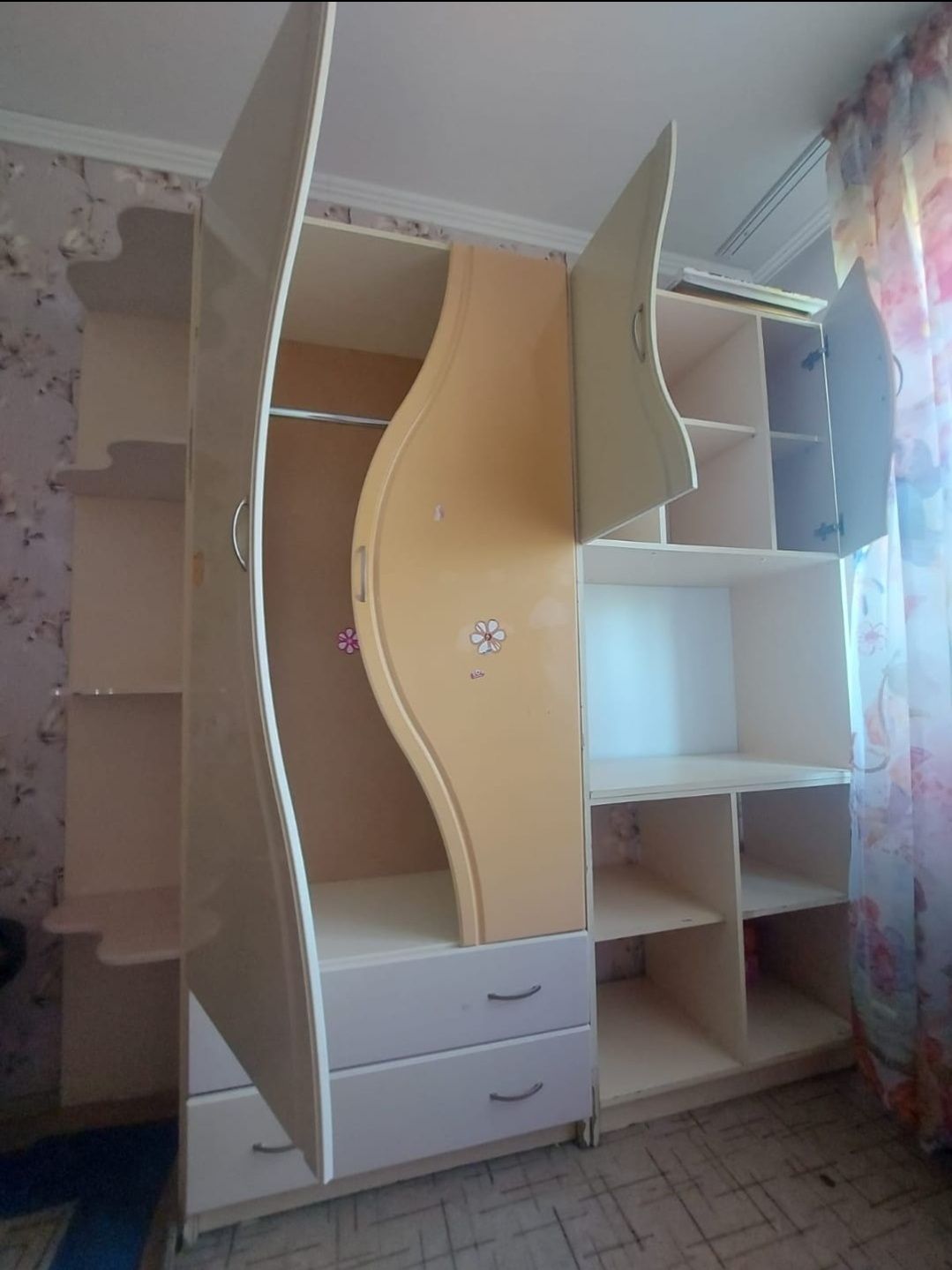 Детская мебель шкаф и кровать