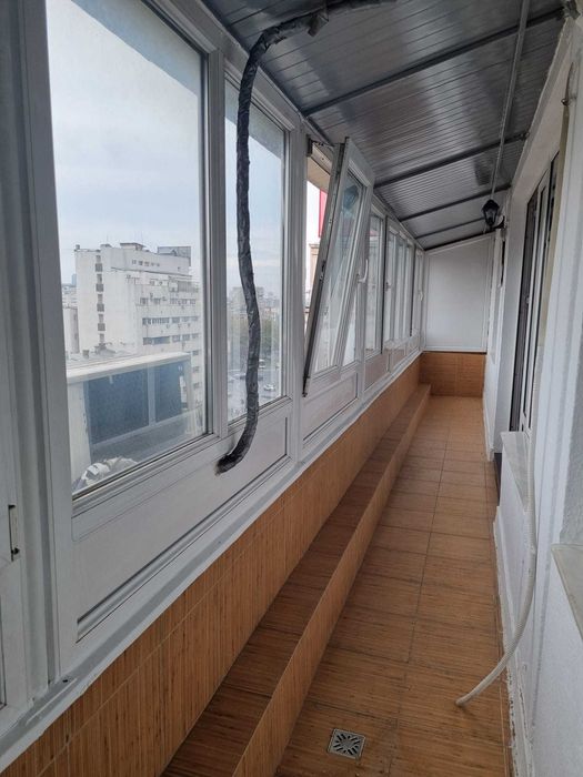 Proprietar  Vand apartament cu 2 camere Piata Romana