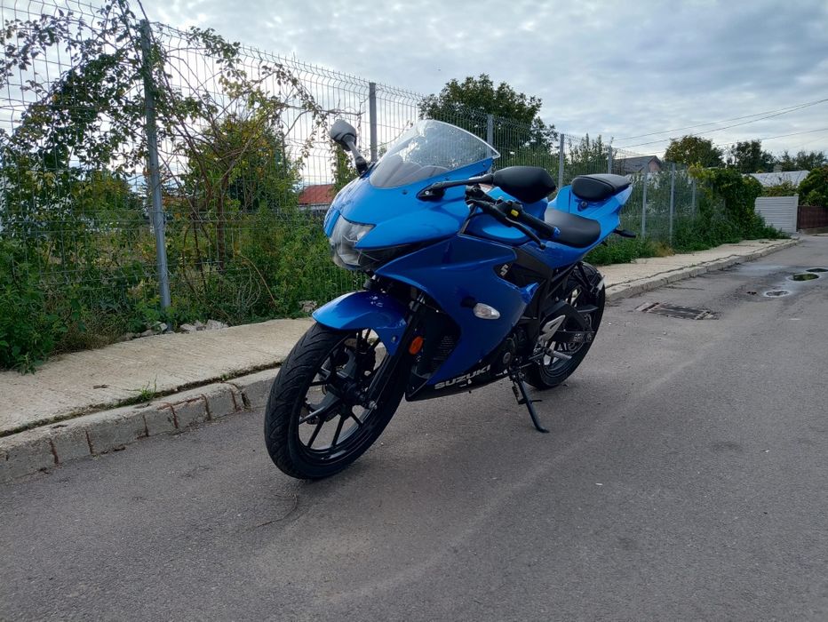 Suzuki gsxr 125 A1