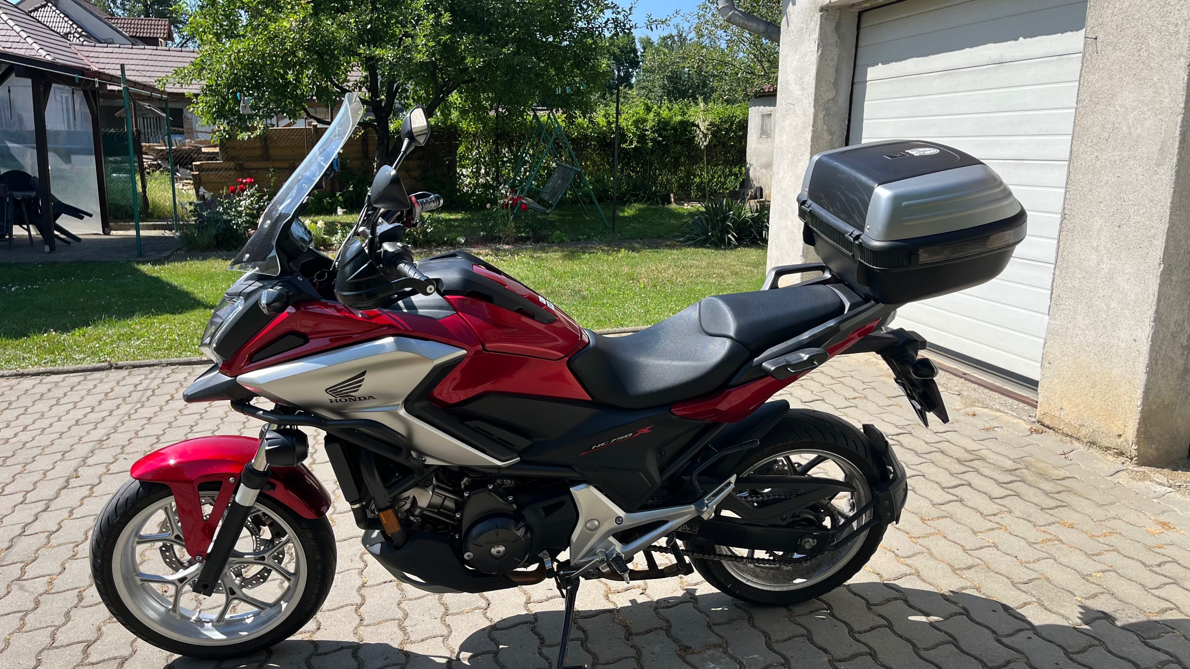 Honda NC750X 2017