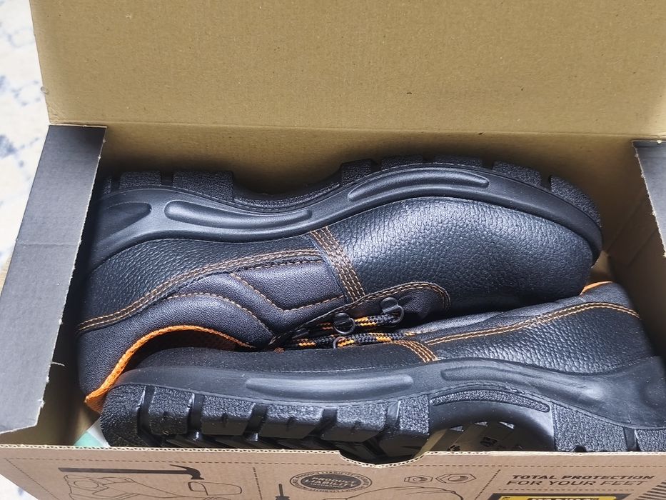 PANDA. Работно Обувки