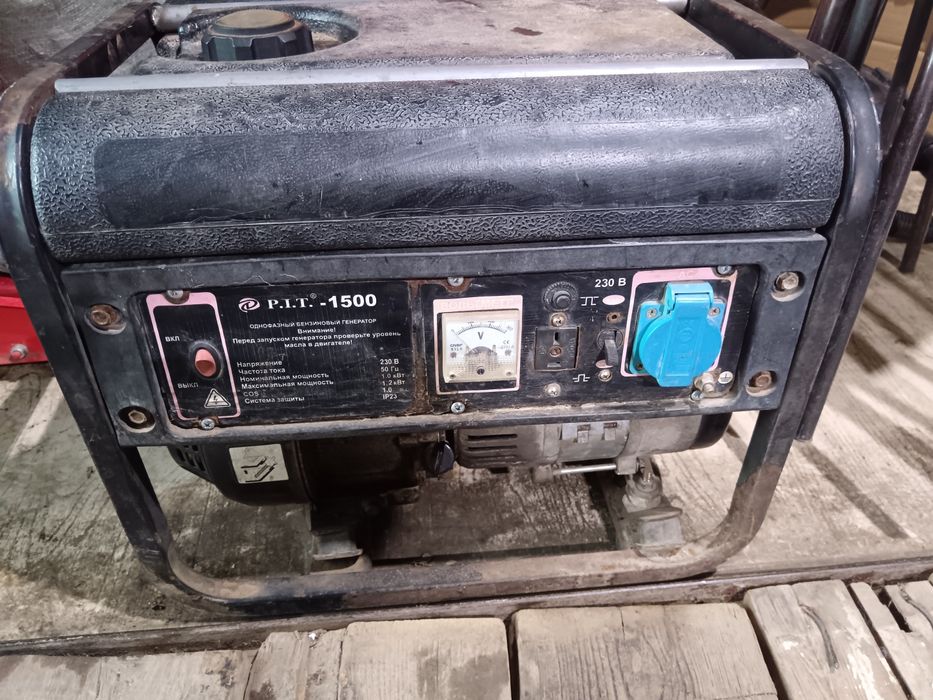 Продам бензогенератор