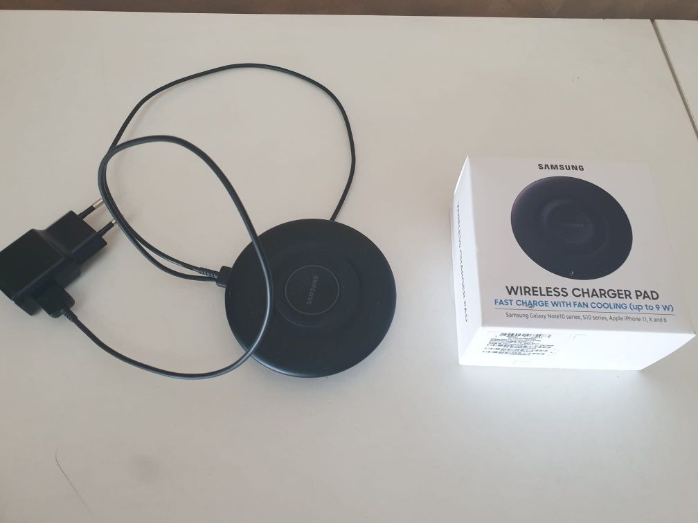 Samsung Wireless Charger Pad EP-P3105