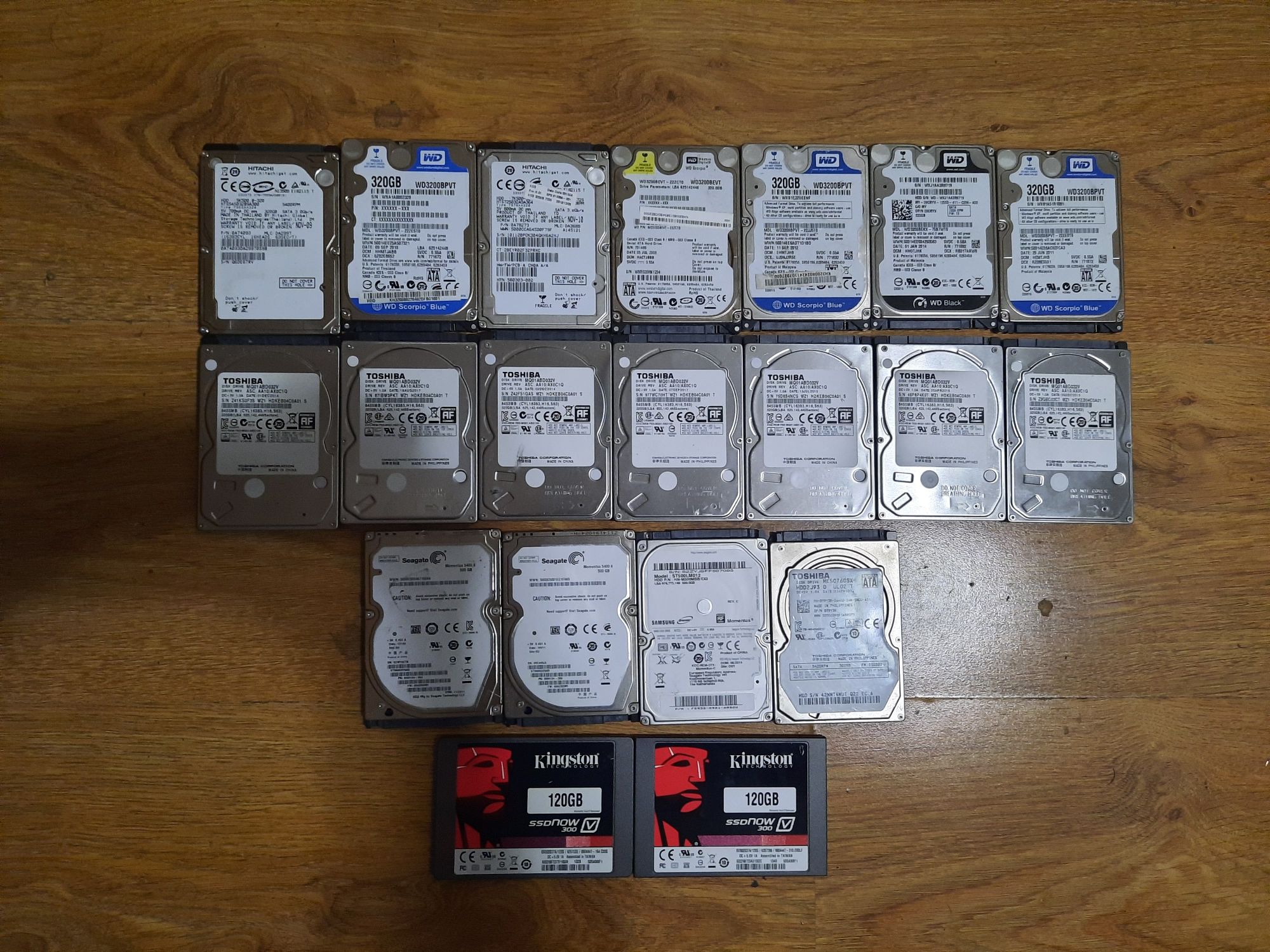 Lot 18 harduri laptop 320gb si 500gb plus 2 ssd 120gb 100%  viata
