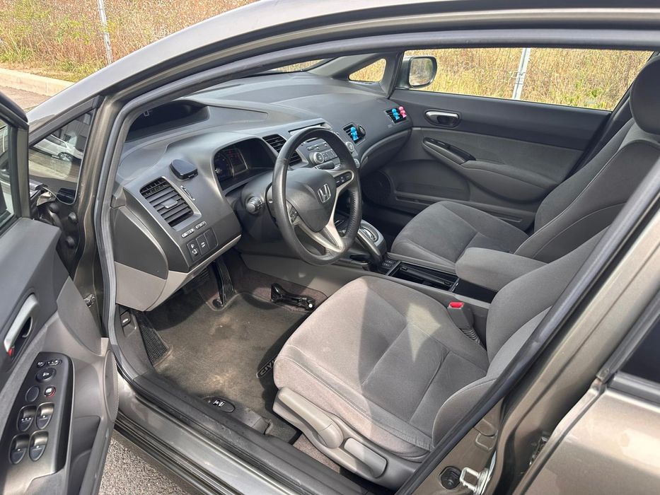 Vând Honda Civic hibrid
