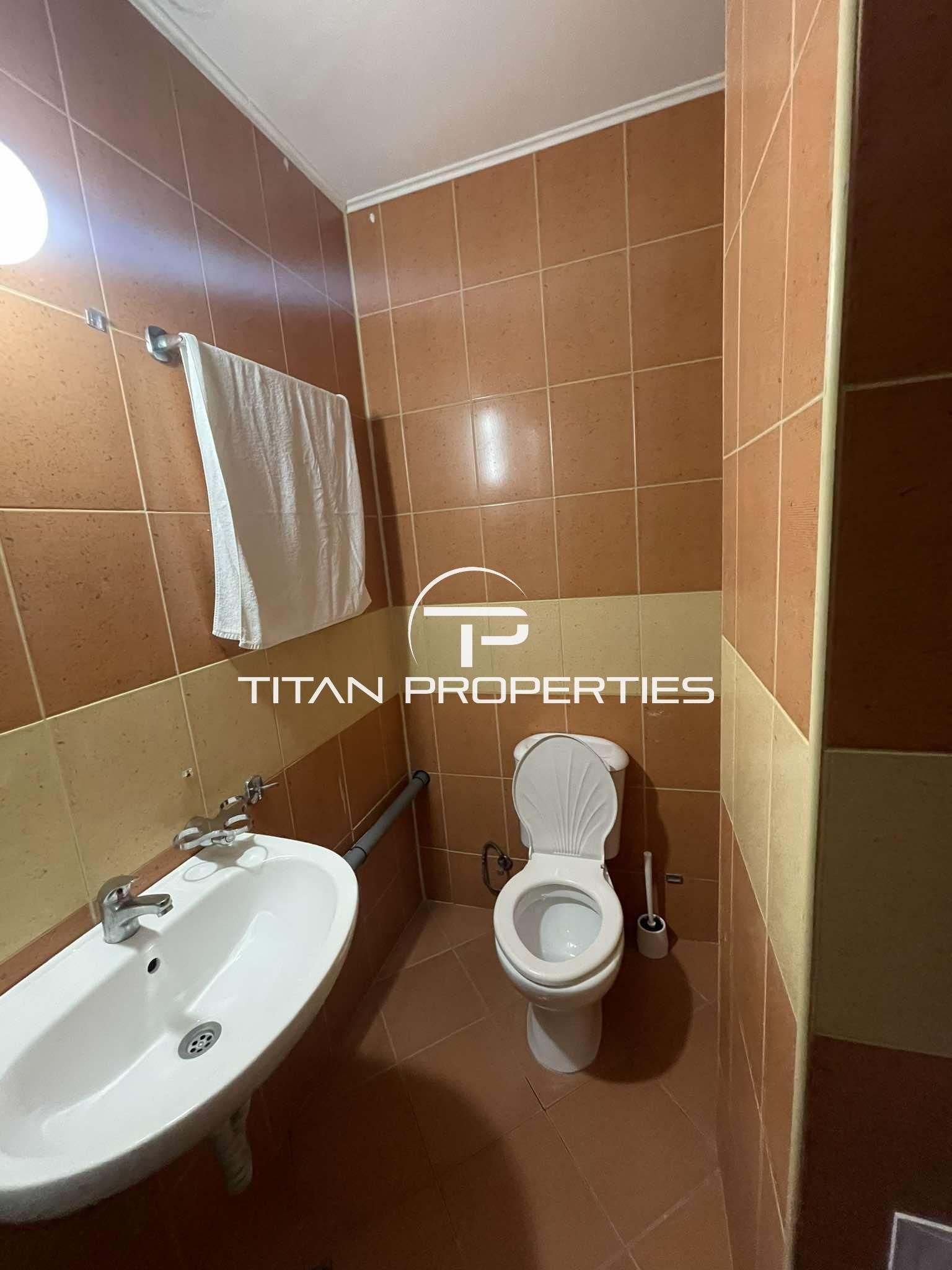 Тристаен апартамент, под наем, Център