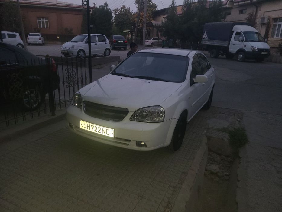Lassti 2005 holat yaxw