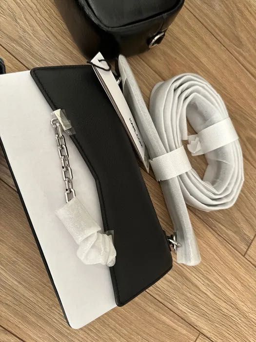 Karl Lagerfeld чанта