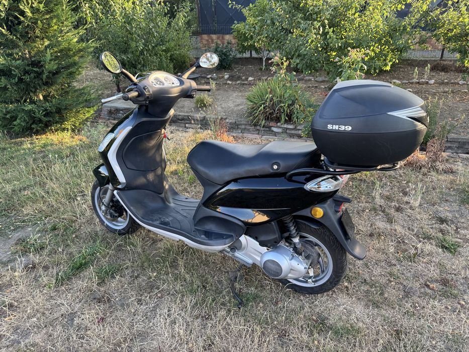 Piaggio Fly125