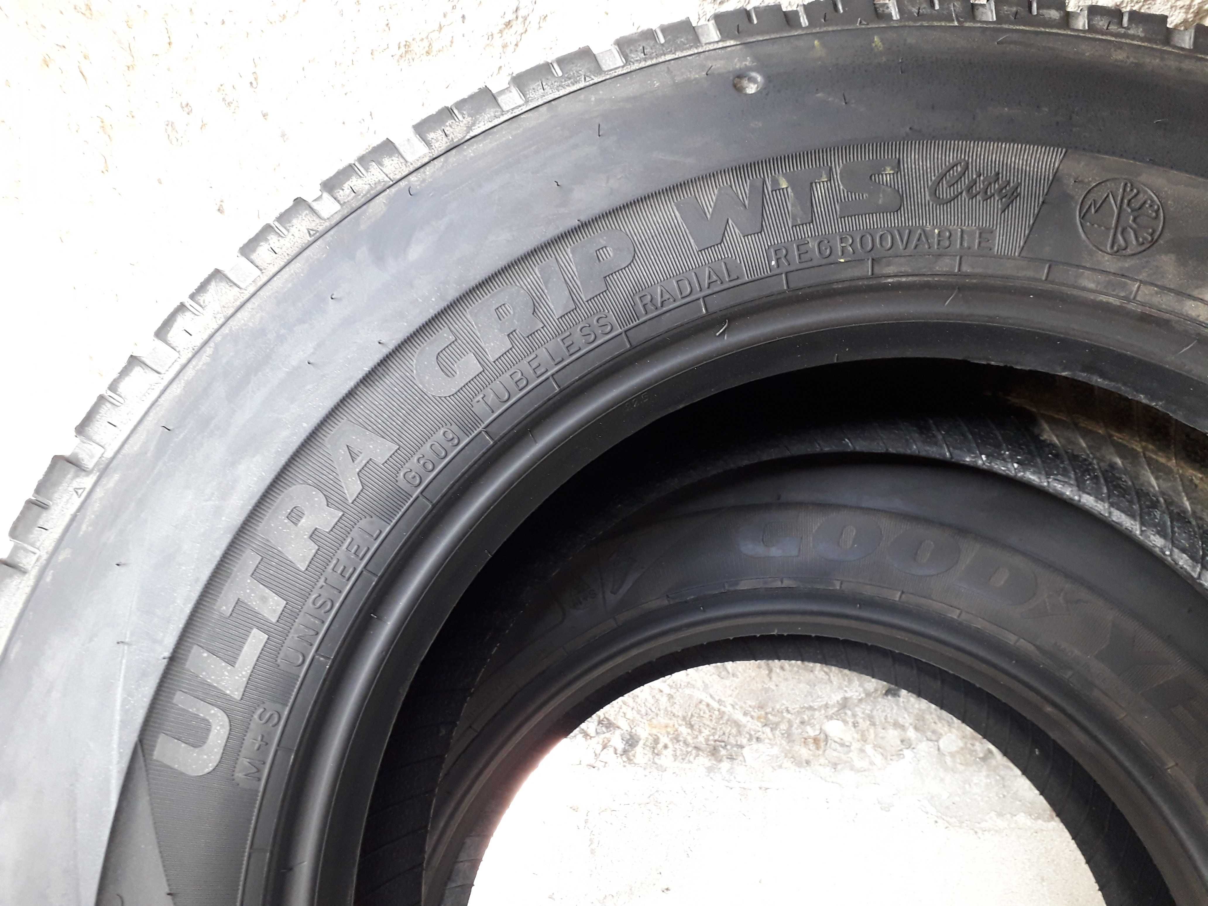 3 тежкотоварни гуми R22.5 275/70 Goodyear UltraGrip WTS 148/145J M+S