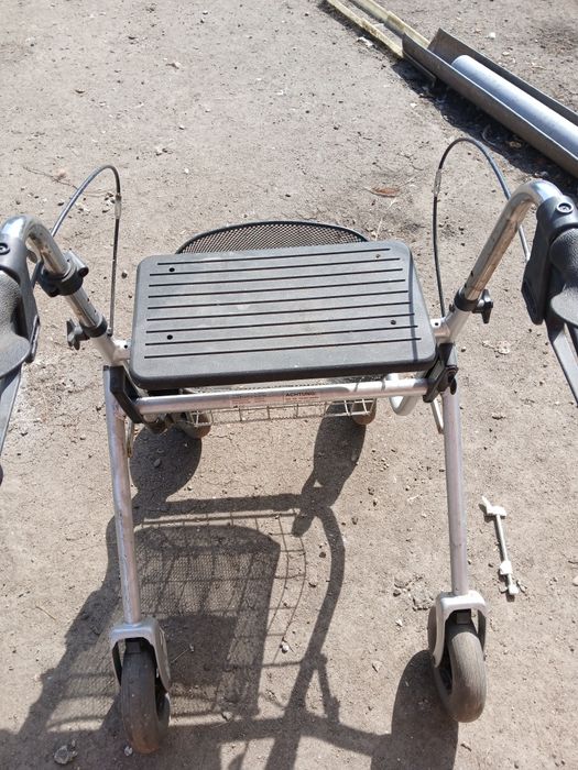 Vand rolator 4 roti