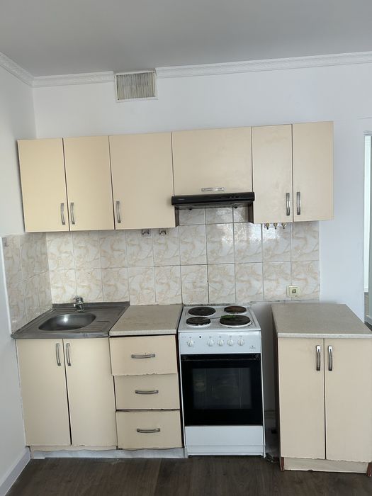 Кухонник и мебель