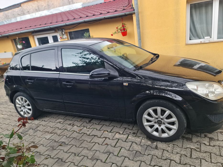 Opel astra h 1.7
