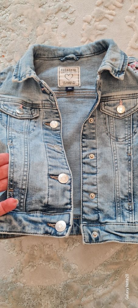 Geaca denim fetite c&a marime 104