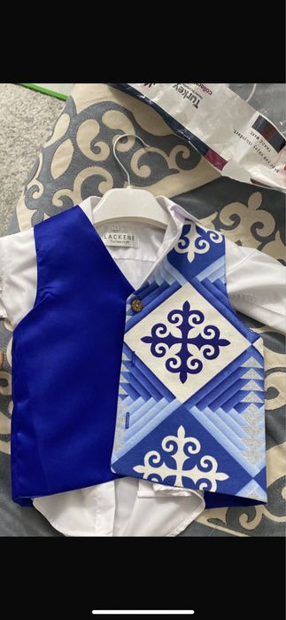 Рубашка жилет и брюки