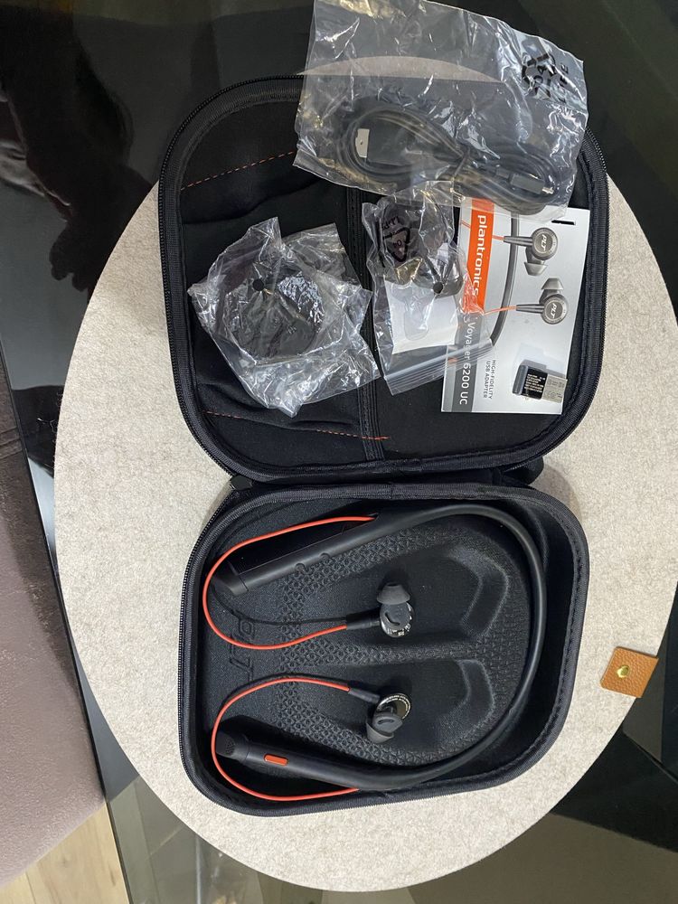 Bluetooth слушалка Plantronics VOYAGER 6200 UC
