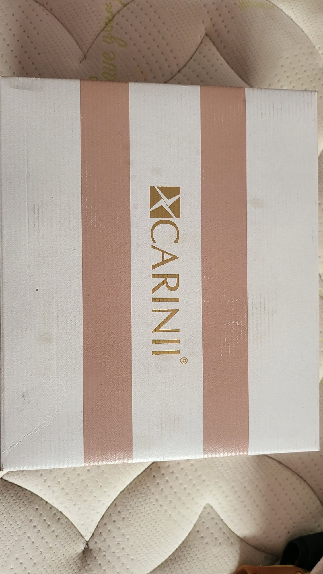 Дамски обувки на CARINII 38