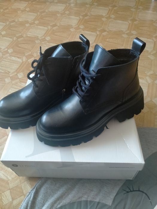 Продам недорого вещи, практически даром