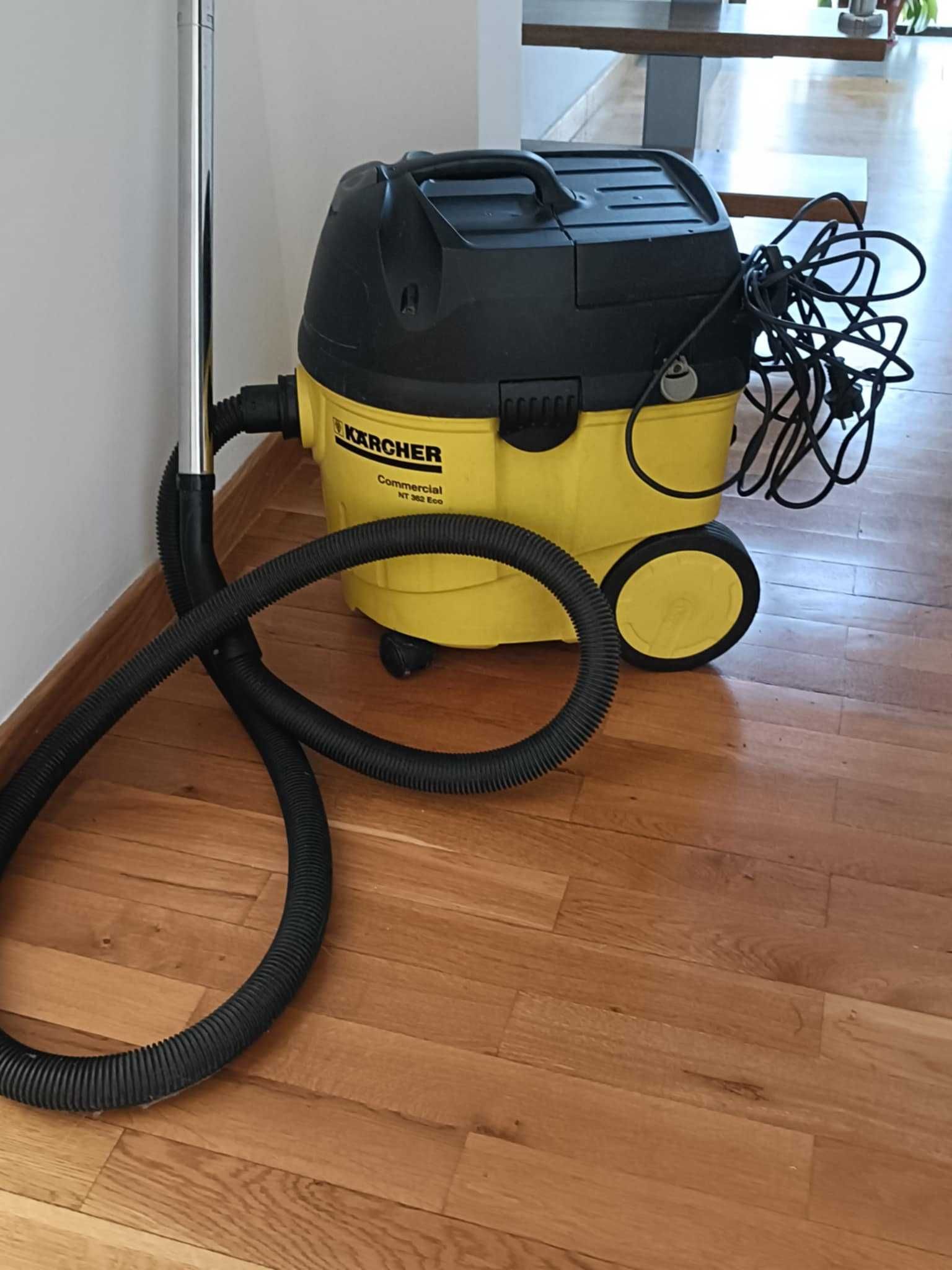 Aspirator profesional cu sac marca KARCHER Commercial NT 362 Eco